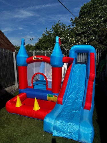 Kids bouncy castle fun - kids,