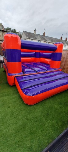Bouncy castle - bouncy,