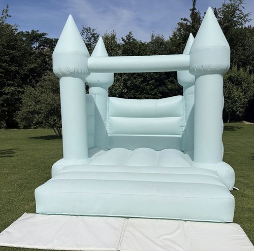 Bouncy castle - bouncy,